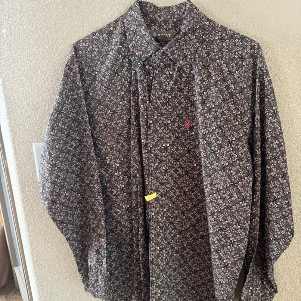 Ariat Mens Long Sleeve Button Front, Size Large